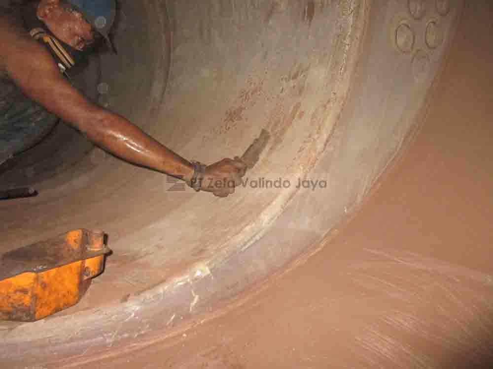 Pembersihan Ruang Bakar boiler