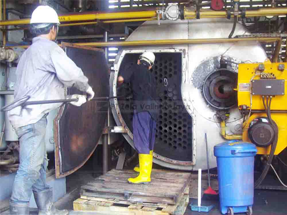 penggerojokan pipa boiler cleaning